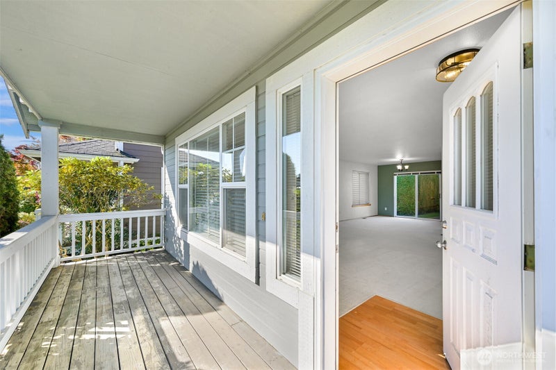 2225 Dogwood Street