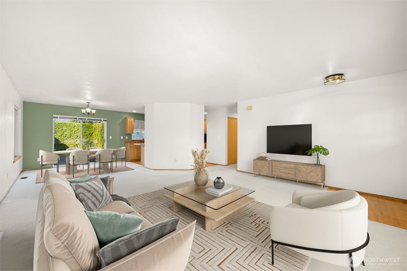 2225 Dogwood Street