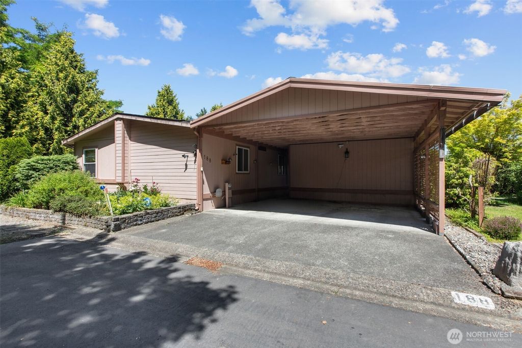Photo of 11436 SE 208th Street #188, Kent, WA 98031 (MLS # 2378595)