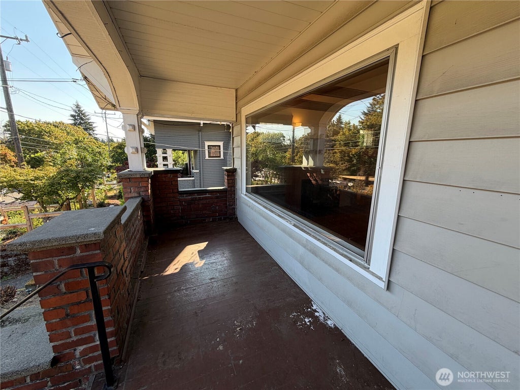 Photo of 1211 N 50th Street, Seattle, WA 98103 (MLS # 2570255)