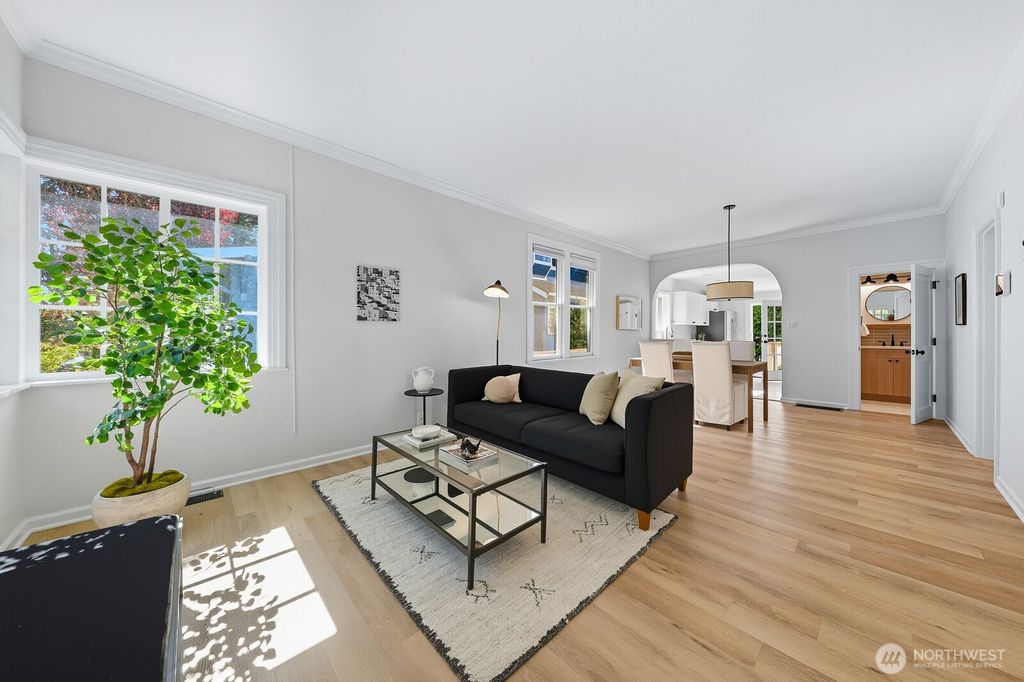 Photo of 4119 38th Avenue S, Seattle, WA 98118 (MLS # 2439903)
