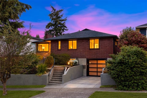 Photo of 6714 36th Avenue SW, Seattle, WA 98126 (MLS # 2569453)