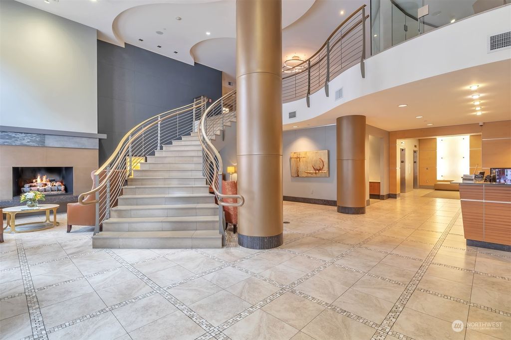 Photo of 2033 2nd Avenue #911, Seattle, WA 98031 (MLS # 2040008)