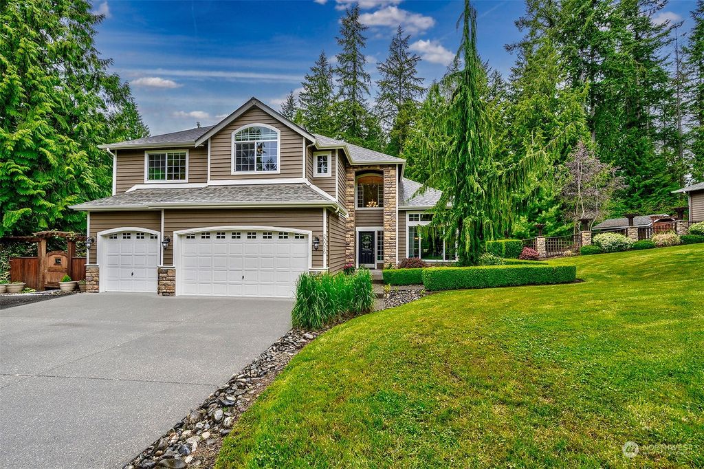 Photo of 20026 105th Avenue SE, Snohomish, WA 98296 (MLS # 2244106)