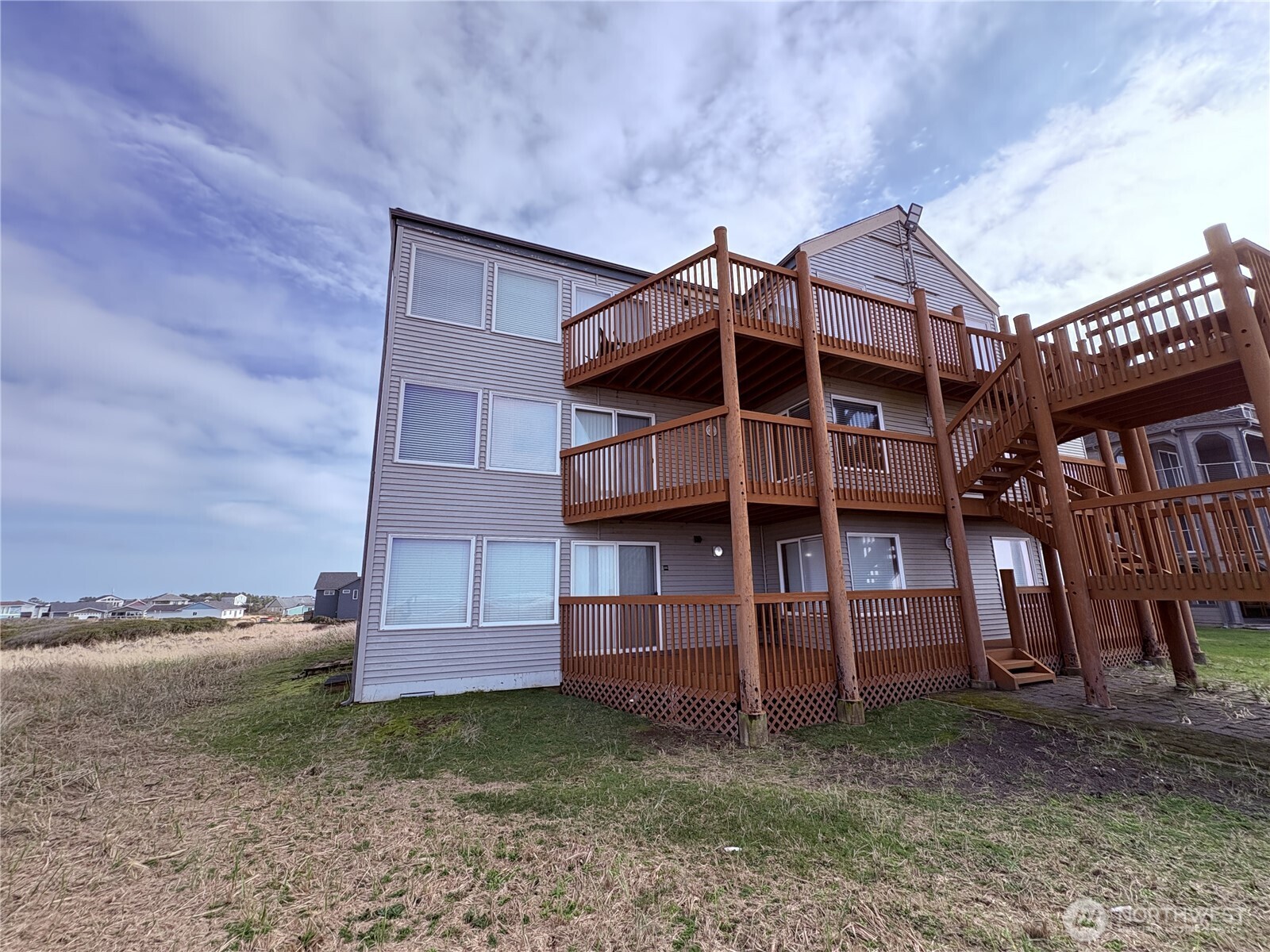 1399 Ocean Shores Boulevard SW 3N - A
