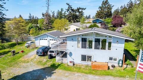 Photo of 941 Diane Avenue, Oak Harbor, WA 98277 (MLS # 2561166)