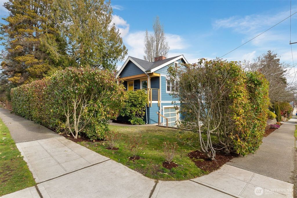 Photo of 9702 Linden Avenue N, Seattle, WA 98103 (MLS # 2336592)
