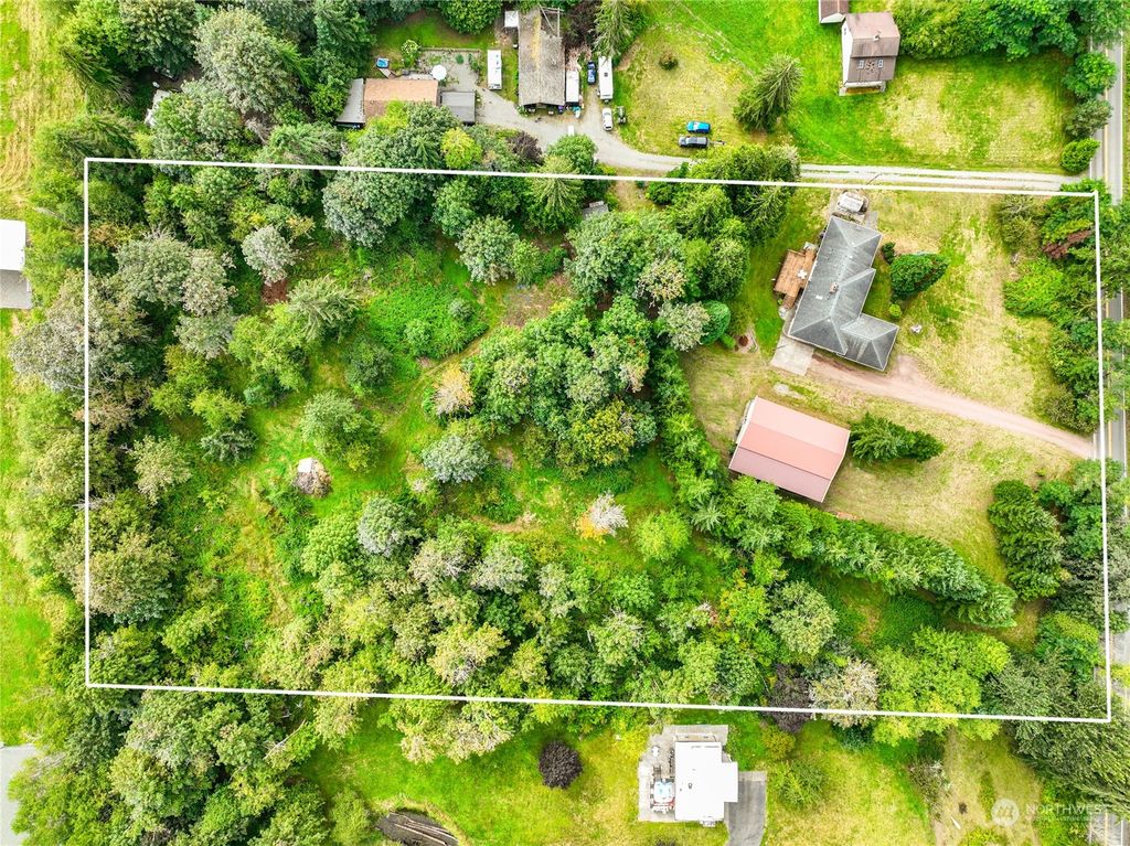 Photo of 22458 244th Avenue SE, Maple Valley, WA 98038 (MLS # 2284905)