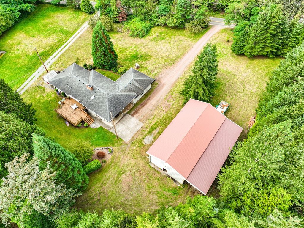 Photo of 22458 244th Avenue SE, Maple Valley, WA 98038 (MLS # 2284905)
