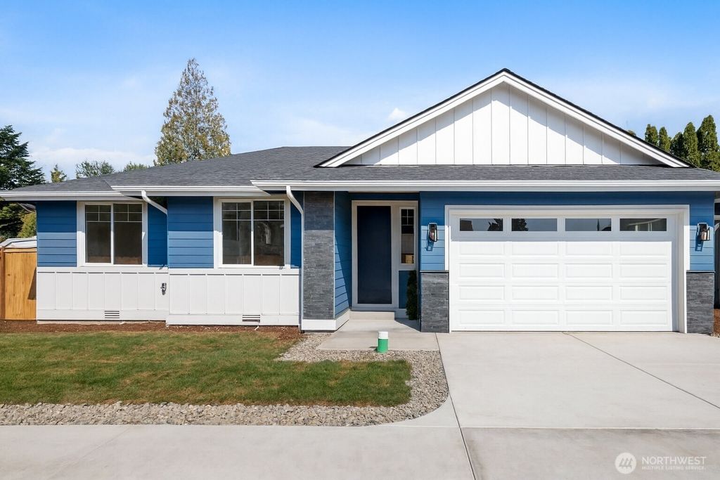 Photo of 10925 6th Avenue W #C, Everett, WA 98204 (MLS # 2427579)