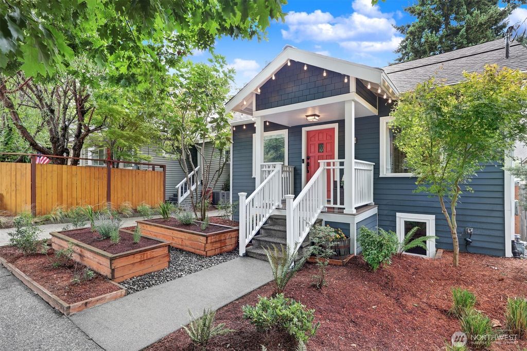 Photo of 329 NW 80th Street, Seattle, WA 98117 (MLS # 2428512)