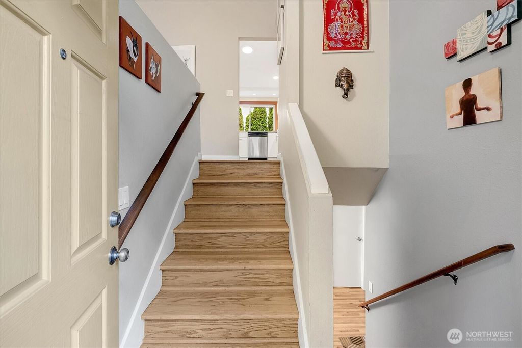 Photo of 6713 128th Avenue SE, Bellevue, WA 98006 (MLS # 2430451)