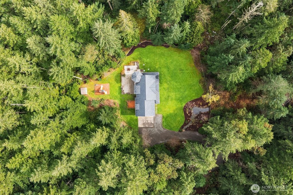 Photo of 27820 140th Avenue SW, Vashon, WA 98070 (MLS # 2481975)