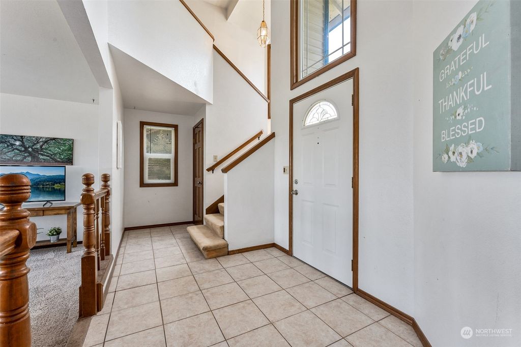 Photo of 27923 22nd Avenue S, Federal Way, WA 98003 (MLS # 2180189)