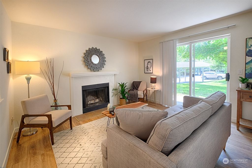 Photo of 19230 Forest Park Drive NE #J129, Lake Forest Park, WA 98155 (MLS # 2072567)