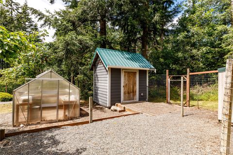 A home in Freeland