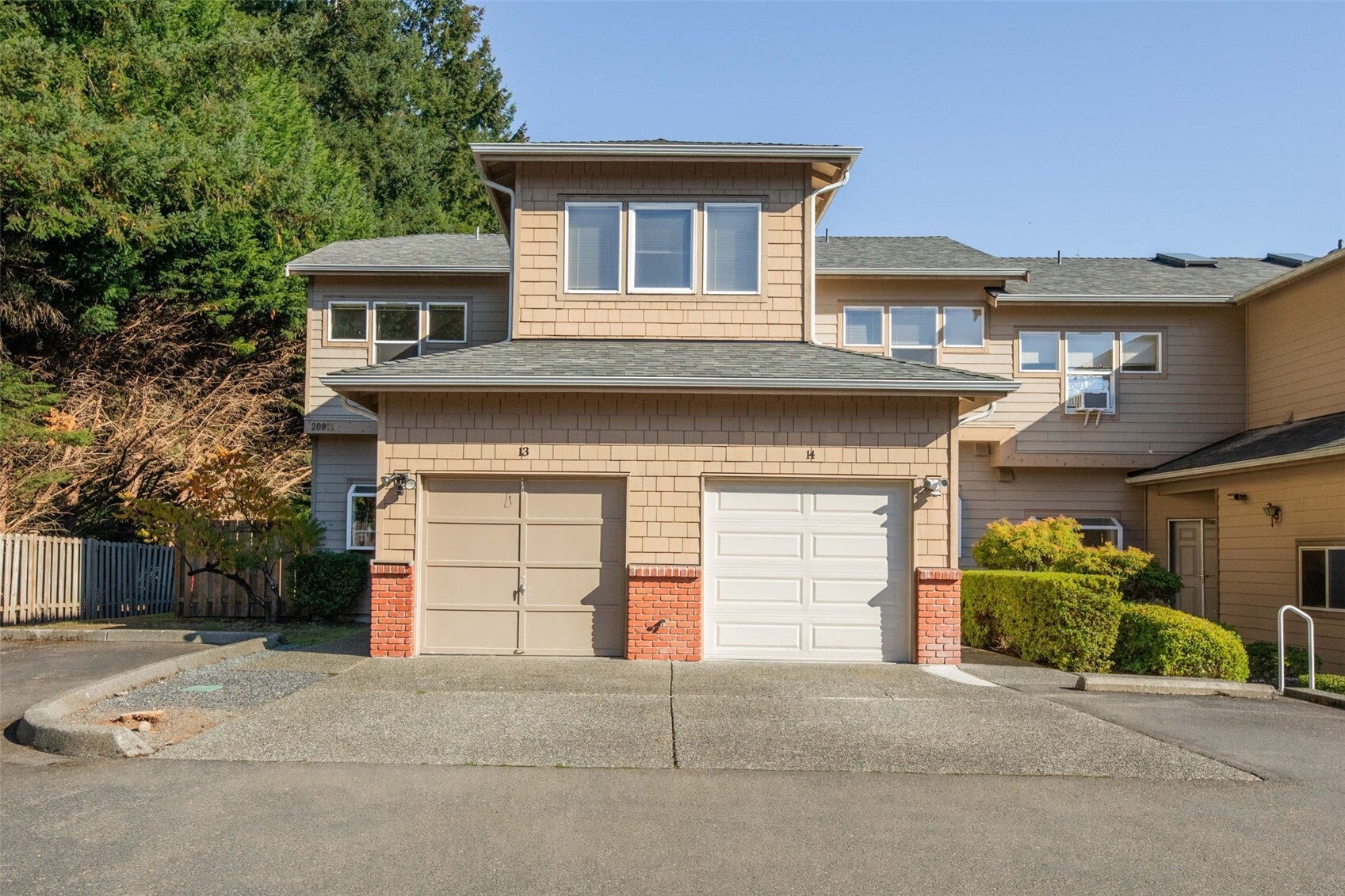 20901 Cypress Way 13