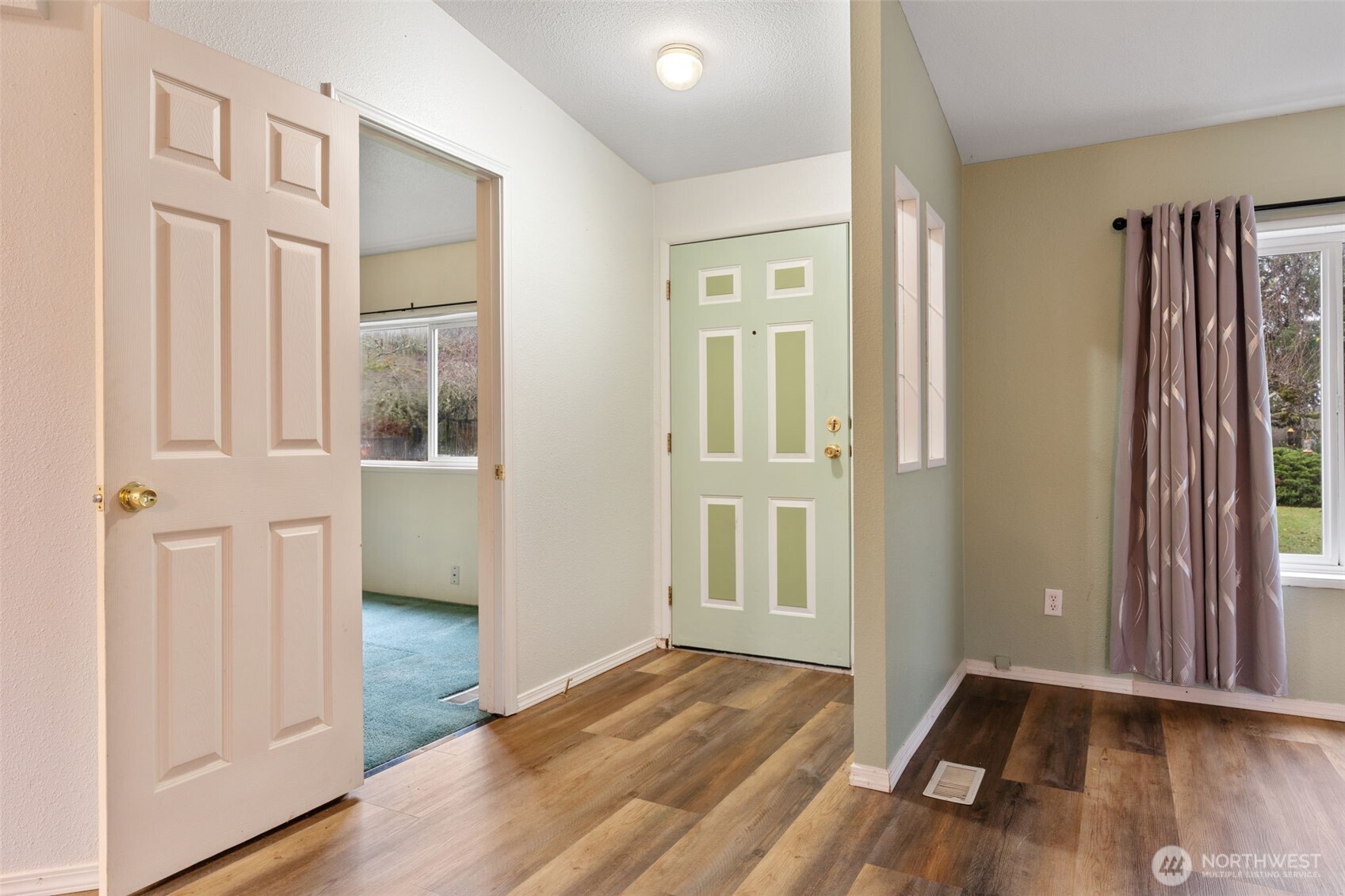 5612 222nd Avenue SW