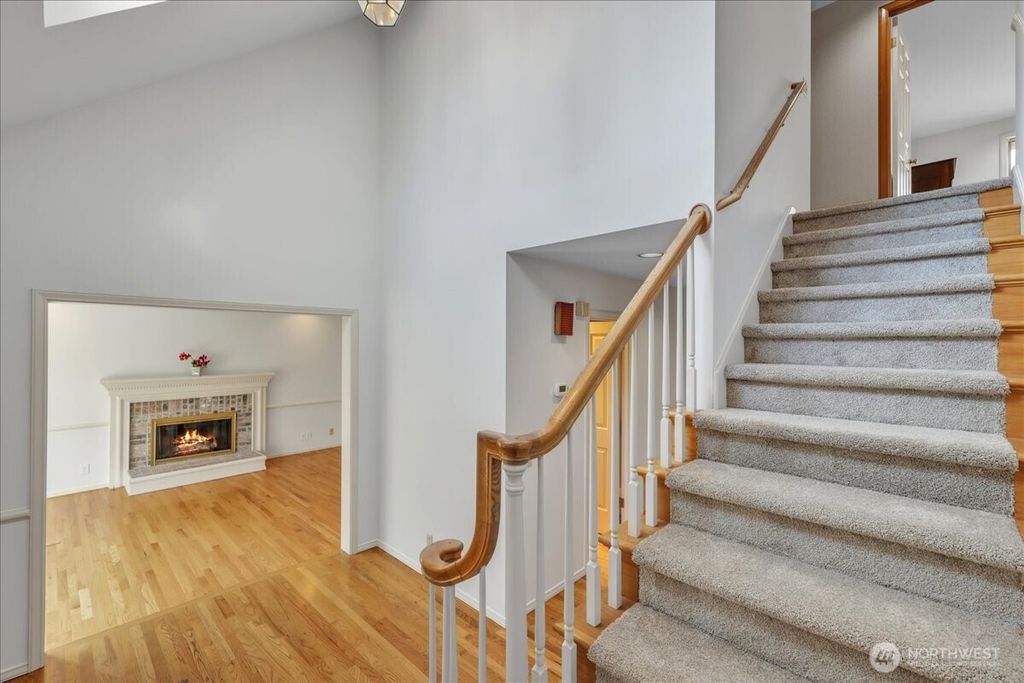 Photo of 7929 Cyrus Place, Edmonds, WA 98026 (MLS # 2479979)