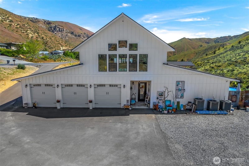 1541 Pitcher Canyon Road
