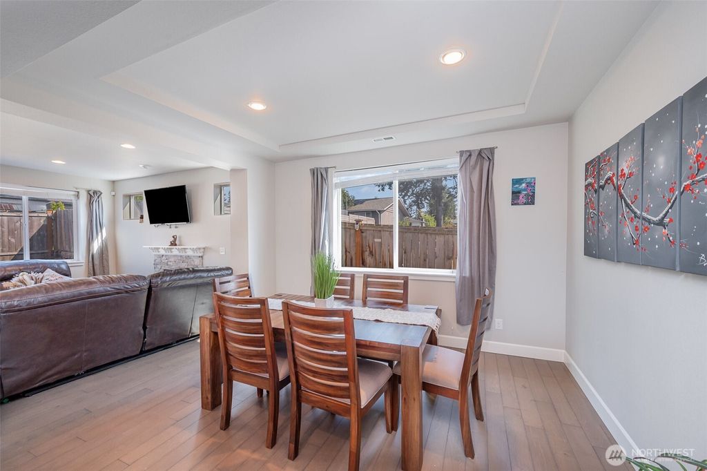 Photo of 24524 96th Avenue S, Kent, WA 98030 (MLS # 2432929)