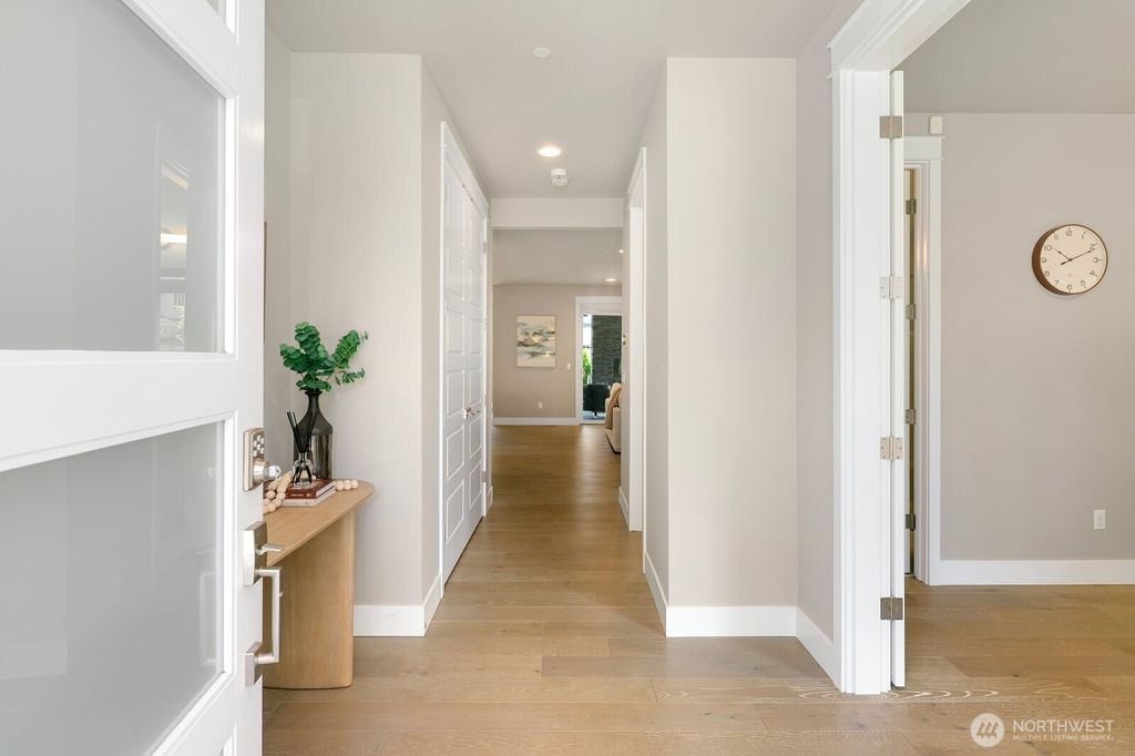 Photo of 15214 Dayton Avenue N, Shoreline, WA 98133 (MLS # 2371004)