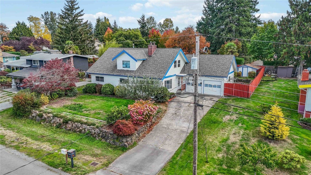 Photo of 21628 105th Place SE, Kent, WA 98031 (MLS # 2595706)