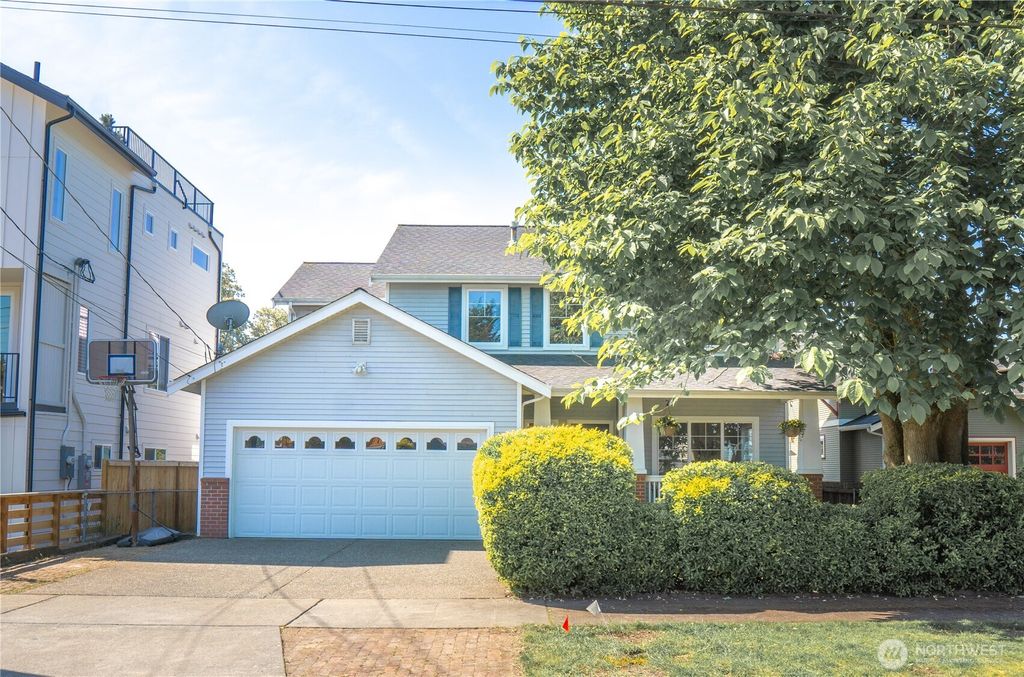 Photo of 643 NW 77th Street, Seattle, WA 98117 (MLS # 2388115)