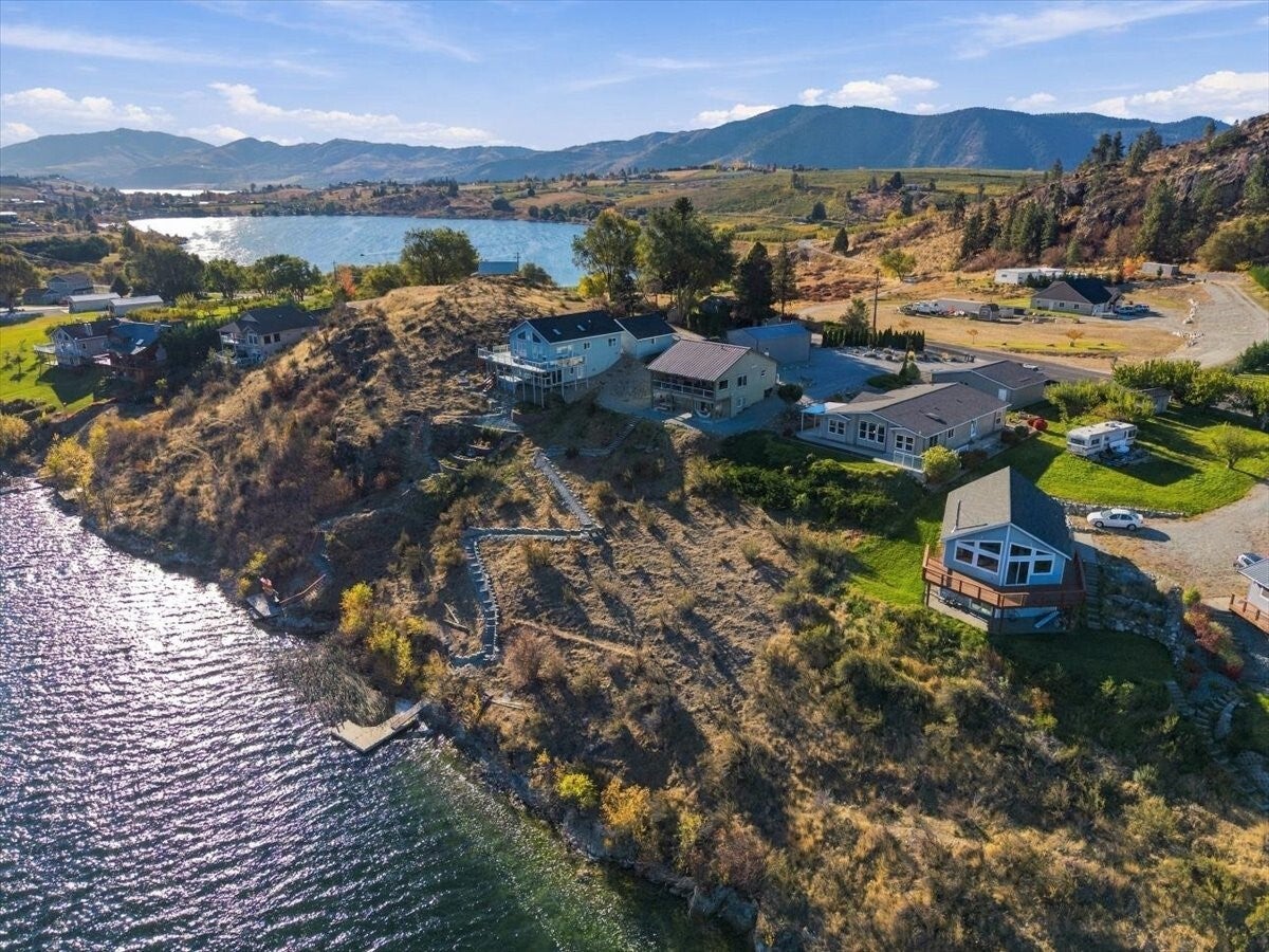 4116 Wapato Lake Rd