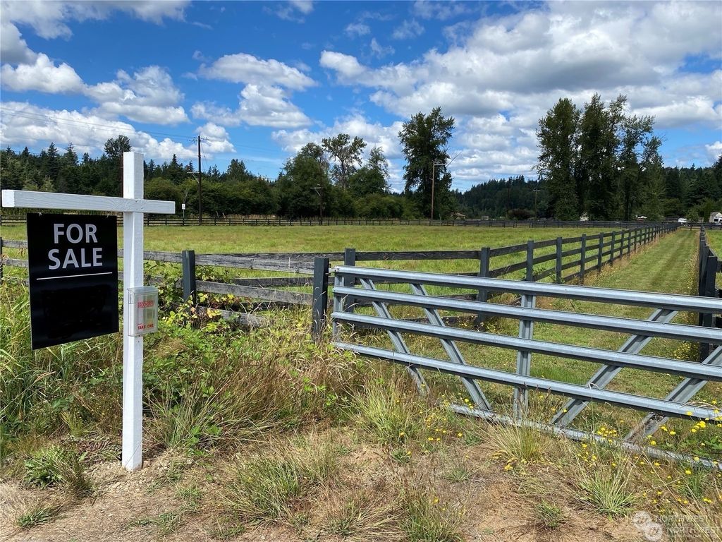 Photo of 27211 Florence Acres Road, Monroe, WA 98272 (MLS # 2288406)