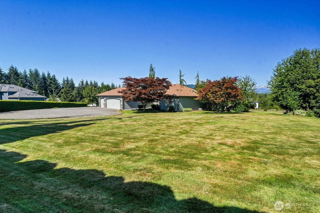 Photo of 11428 128th Drive NE, Lake Stevens, WA 98258 (MLS # 2556301)