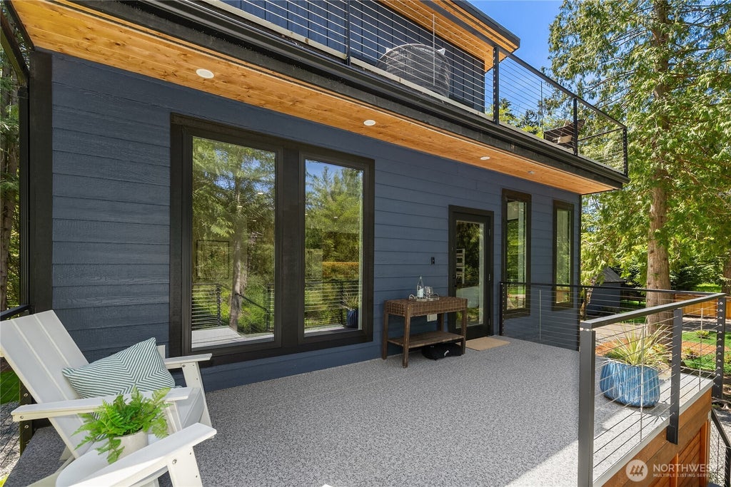 Photo of 10399 NE Pine Way, Bainbridge Island, WA 98110 (MLS # 2570492)