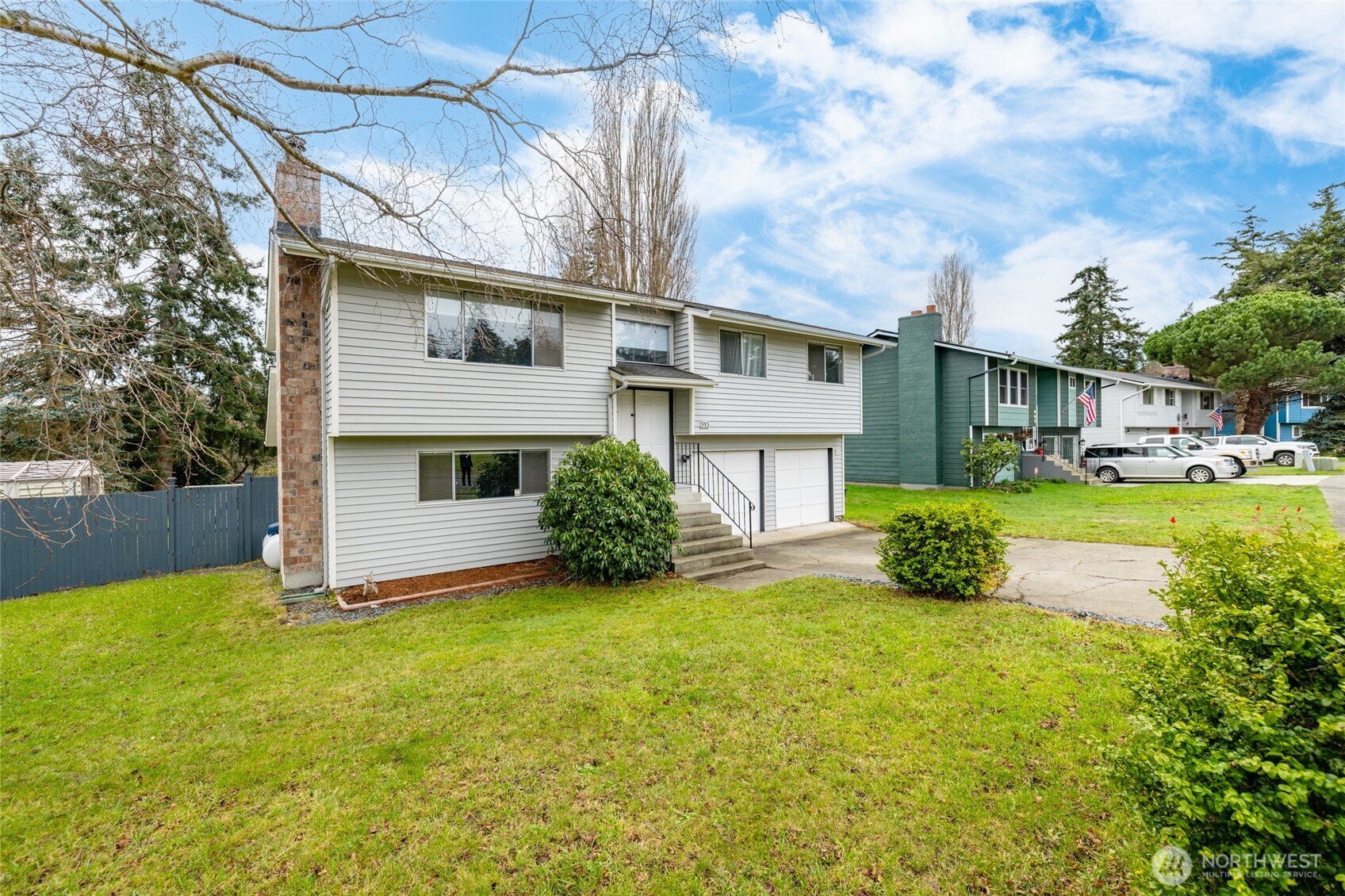 953 NW Illahee Drive