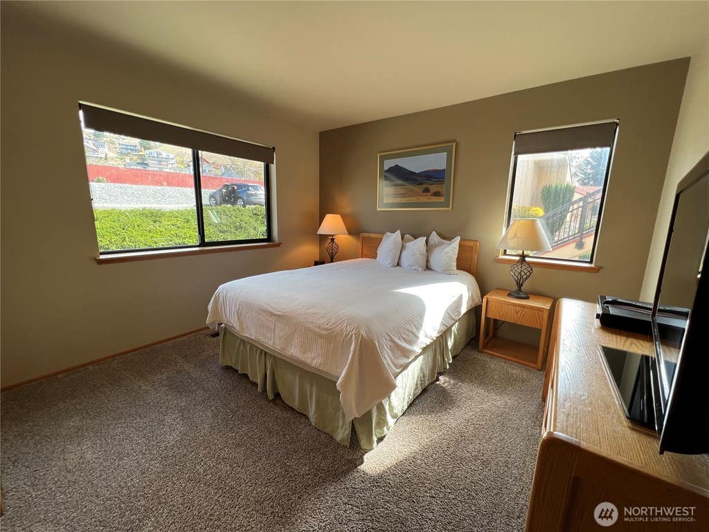 Photo of 100 Lake Chelan Shores Drive #16-34C, Chelan, WA 98816 (MLS # 2569651)