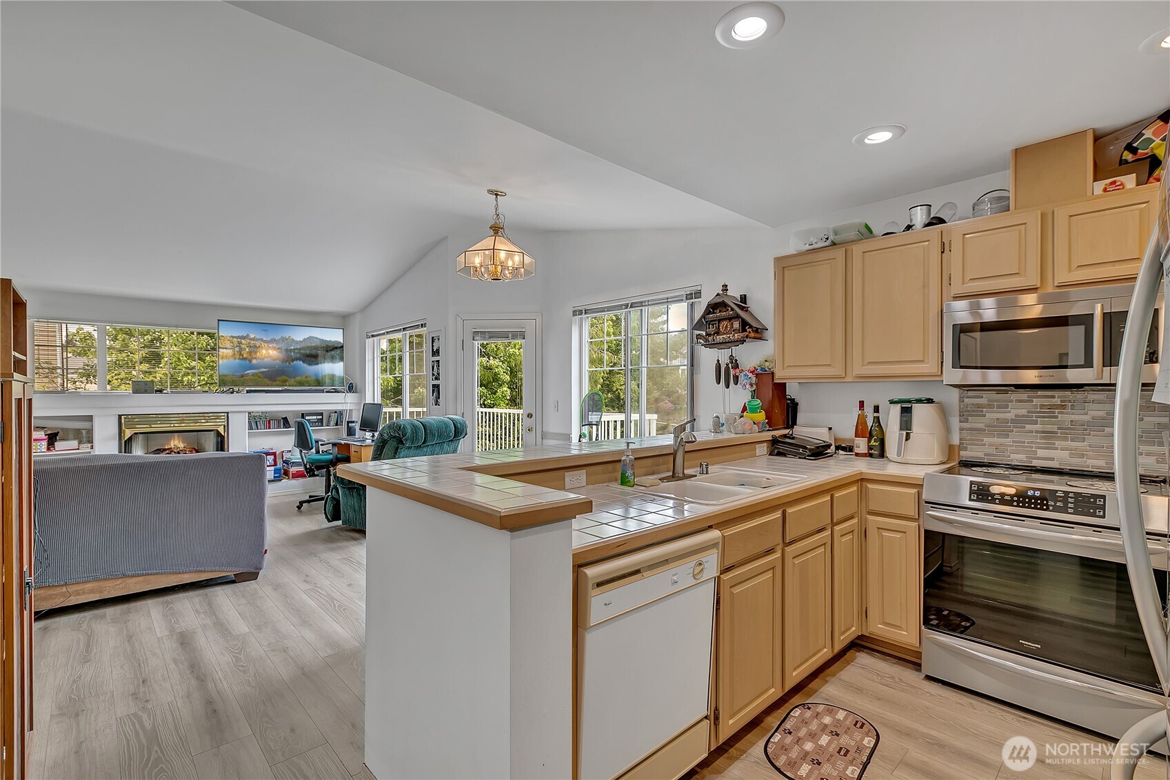 5400 Harbour Pointe Boulevard F202