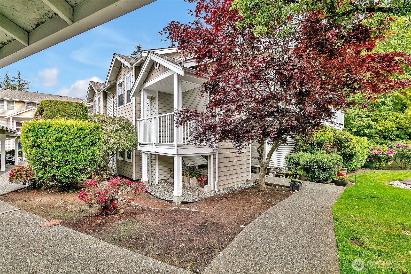 5400 Harbour Pointe Boulevard F202