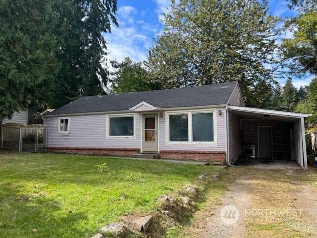 Photo of 18061 3rd Avenue NE, Shoreline, WA 98155 (MLS # 2287274)