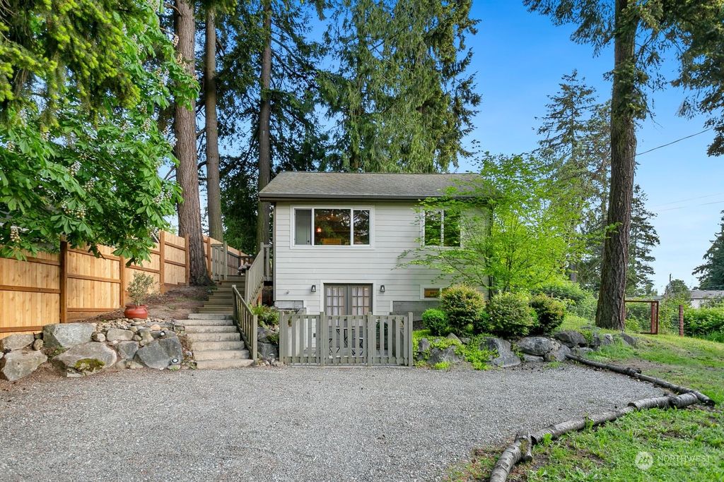 Photo of 1021 S 124th Street, Seattle, WA 98168 (MLS # 2239953)