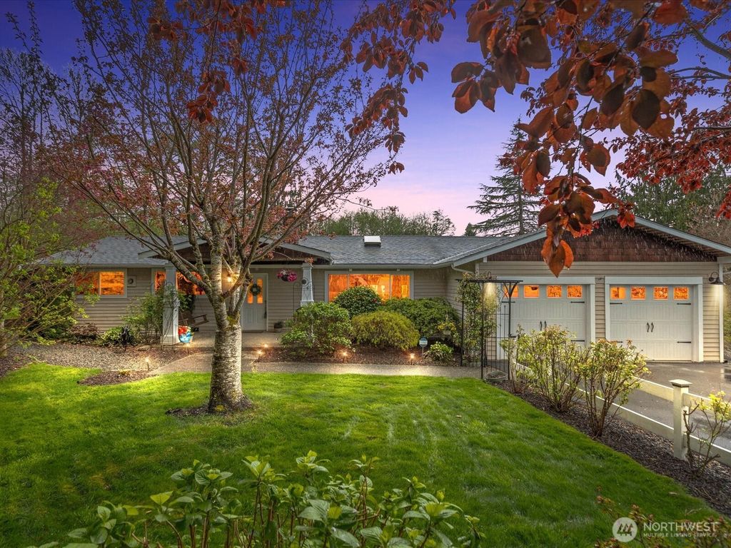 Photo of 5528 69th Avenue SE, Snohomish, WA 98290 (MLS # 2352120)