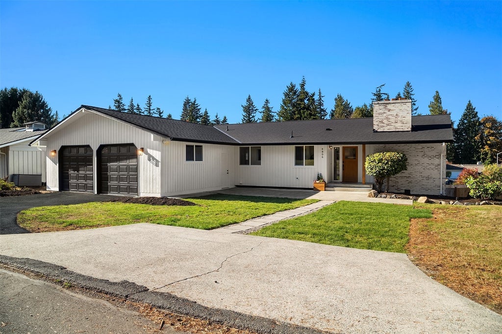 Photo of 4806 Glenhaven Drive, Everett, WA 98203 (MLS # 2596750)