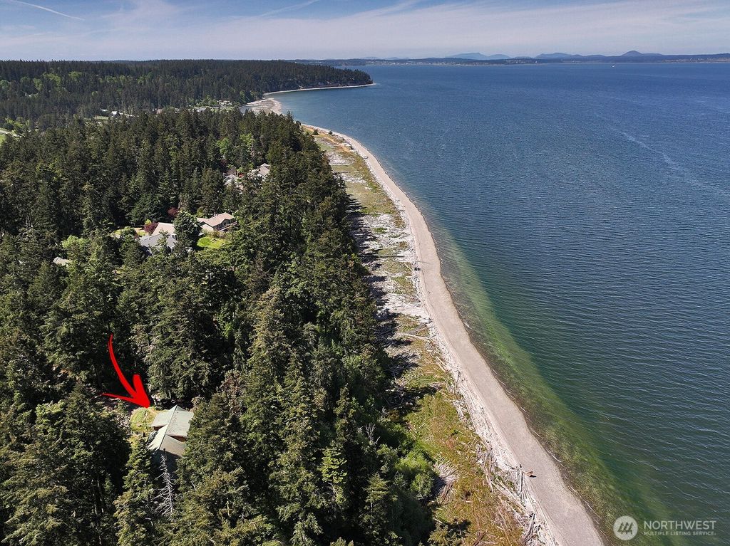 Photo of 655 Race Road, Coupeville, WA 98239 (MLS # 2526741)