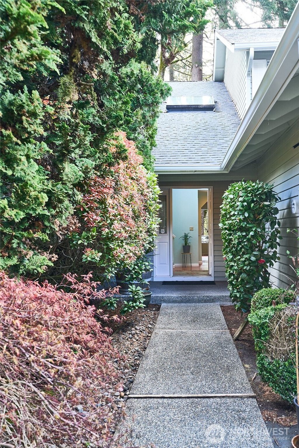 Photo of 8730 133rd Avenue NE, Redmond, WA 98052 (MLS # 2509186)