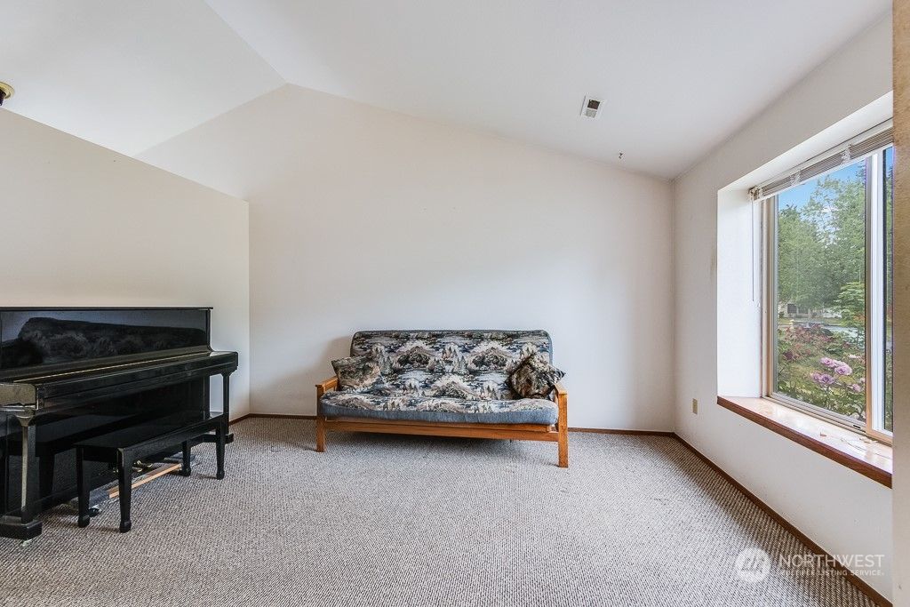 Photo of 2302 Blaine Avenue NE, Renton, WA 98056 (MLS # 2076455)