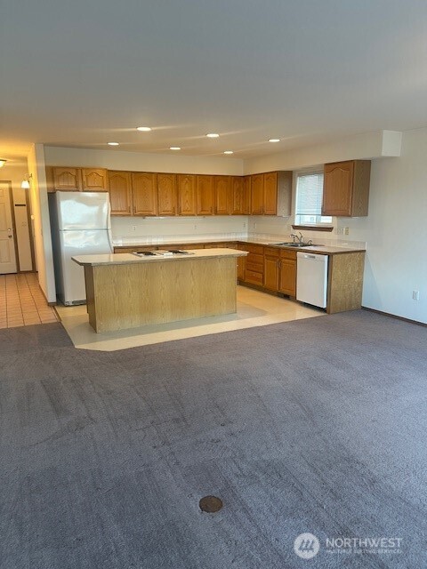 1300 W Marina Drive 16
