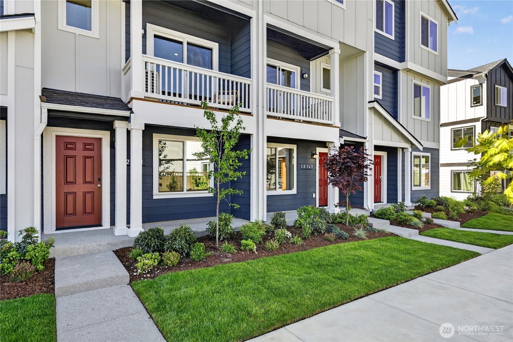 Photo of 34139 Pinnacle Peak Avenue SE, Black Diamond, WA 98010 (MLS # 2578439)