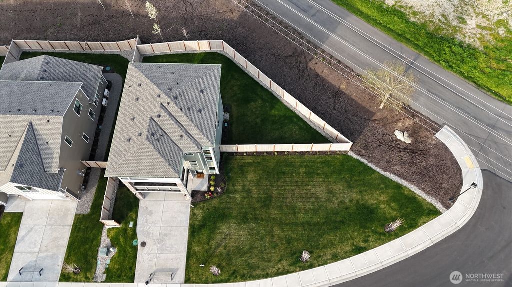 Photo of 9513 38th Street E, Edgewood, WA 98371 (MLS # 2465404)