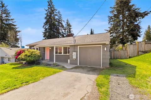 Photo of 1259 N 173rd Street, Shoreline, WA 98133 (MLS # 2508254)