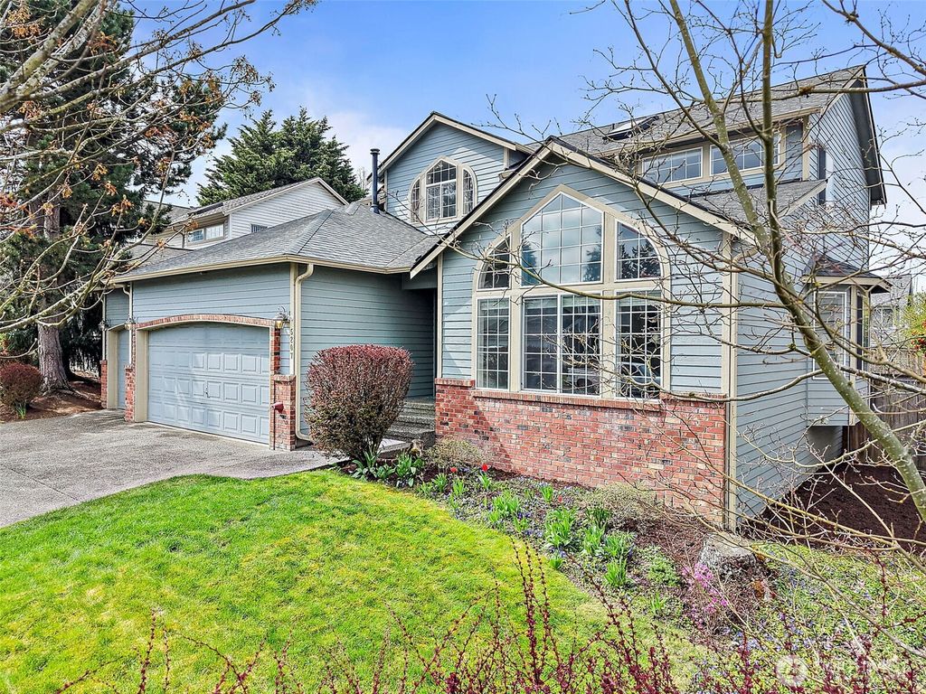 Photo of 5207 Marshall Avenue SE, Auburn, WA 98092 (MLS # 2504587)