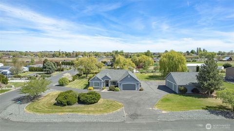 Photo of 3171 NE Snow Goose, Moses Lake, WA 98837 (MLS # 2510772)
