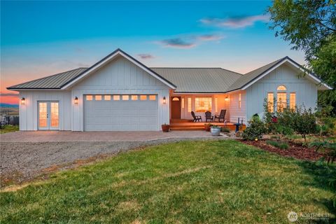 Photo of 430 Back Country Drive, Ellensburg, WA 98926 (MLS # 2553424)